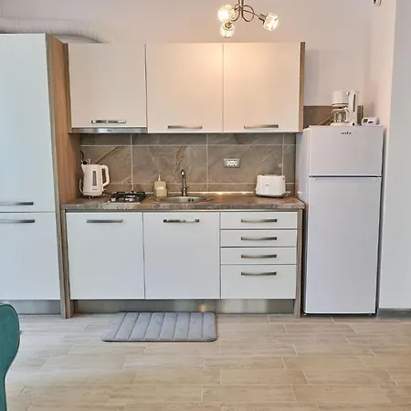 Apartment Seastar - N Pools Mamaia