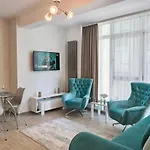 Seastar - N Pools Mamaia