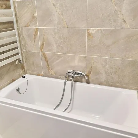 Seastar - N Pools Apartament *